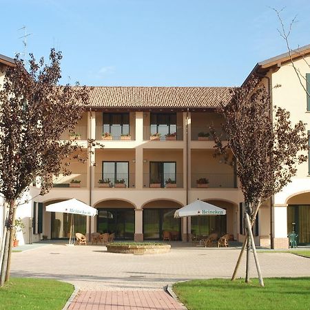 Hotel Conteverde Montecchio Emilia Extérieur photo