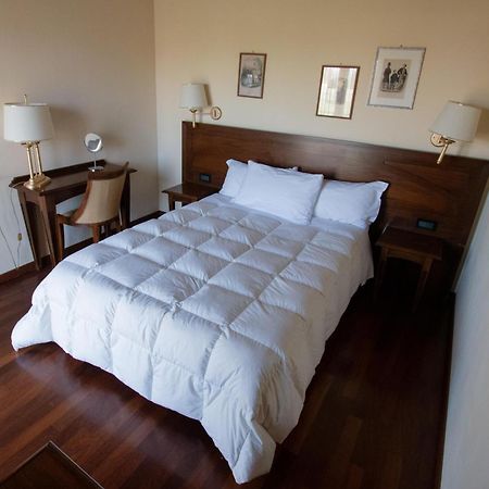 Hotel Conteverde Montecchio Emilia Extérieur photo