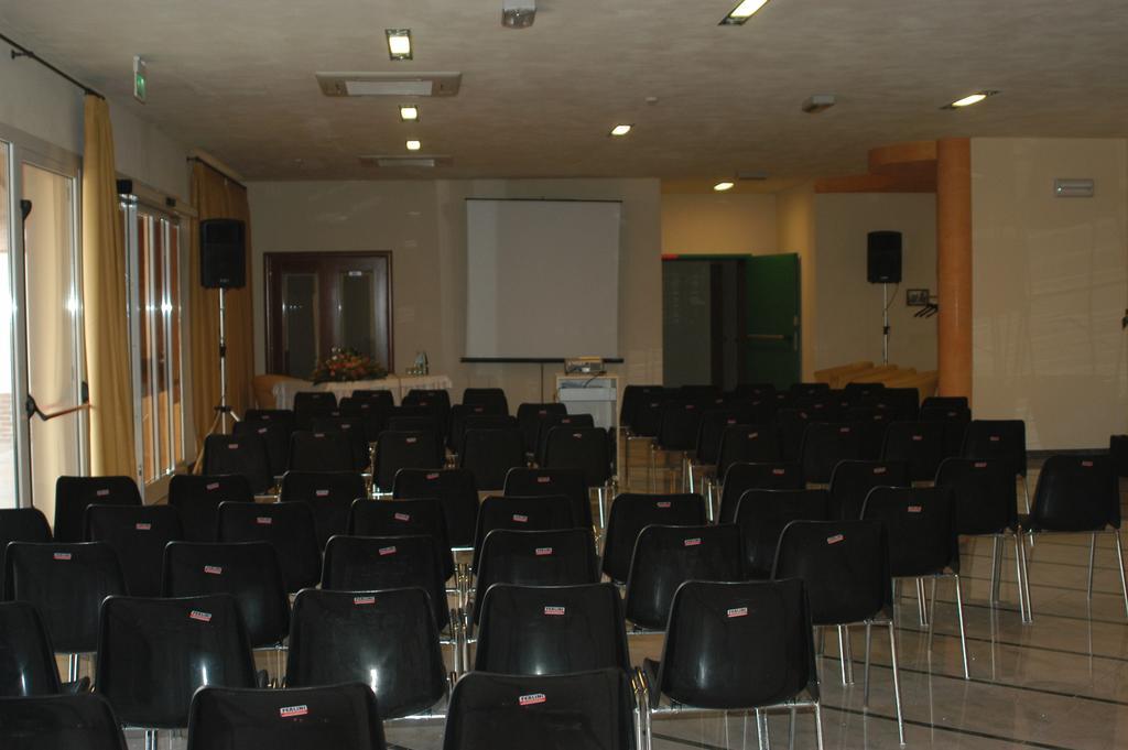 Hotel Conteverde Montecchio Emilia Extérieur photo