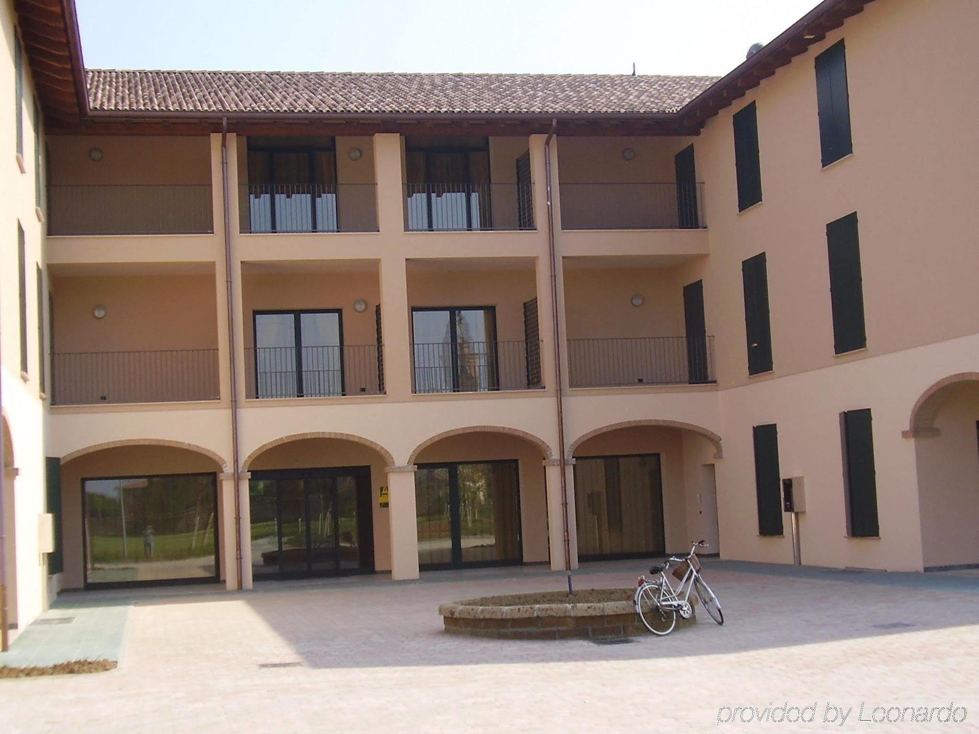Hotel Conteverde Montecchio Emilia Extérieur photo