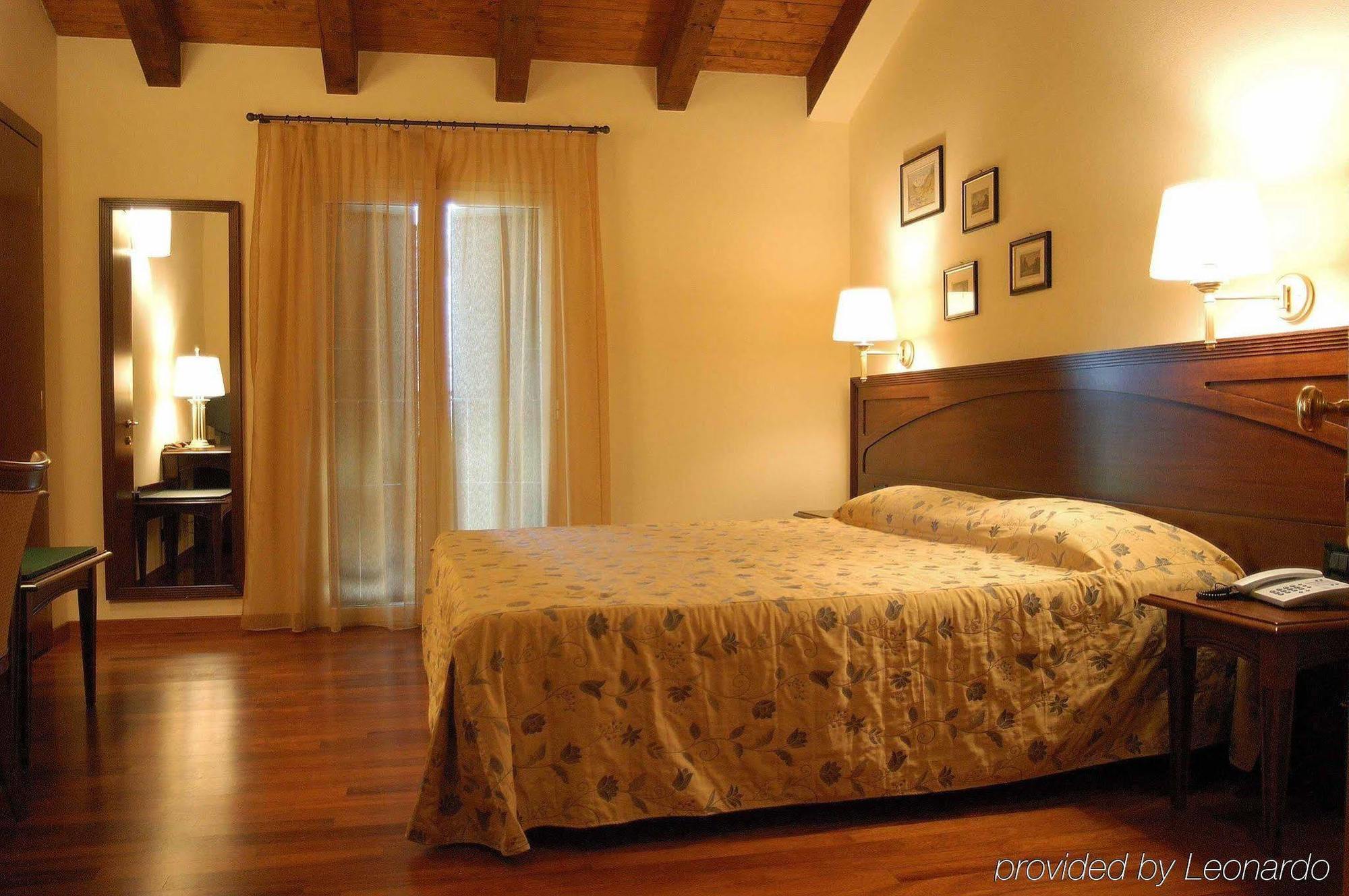 Hotel Conteverde Montecchio Emilia Chambre photo