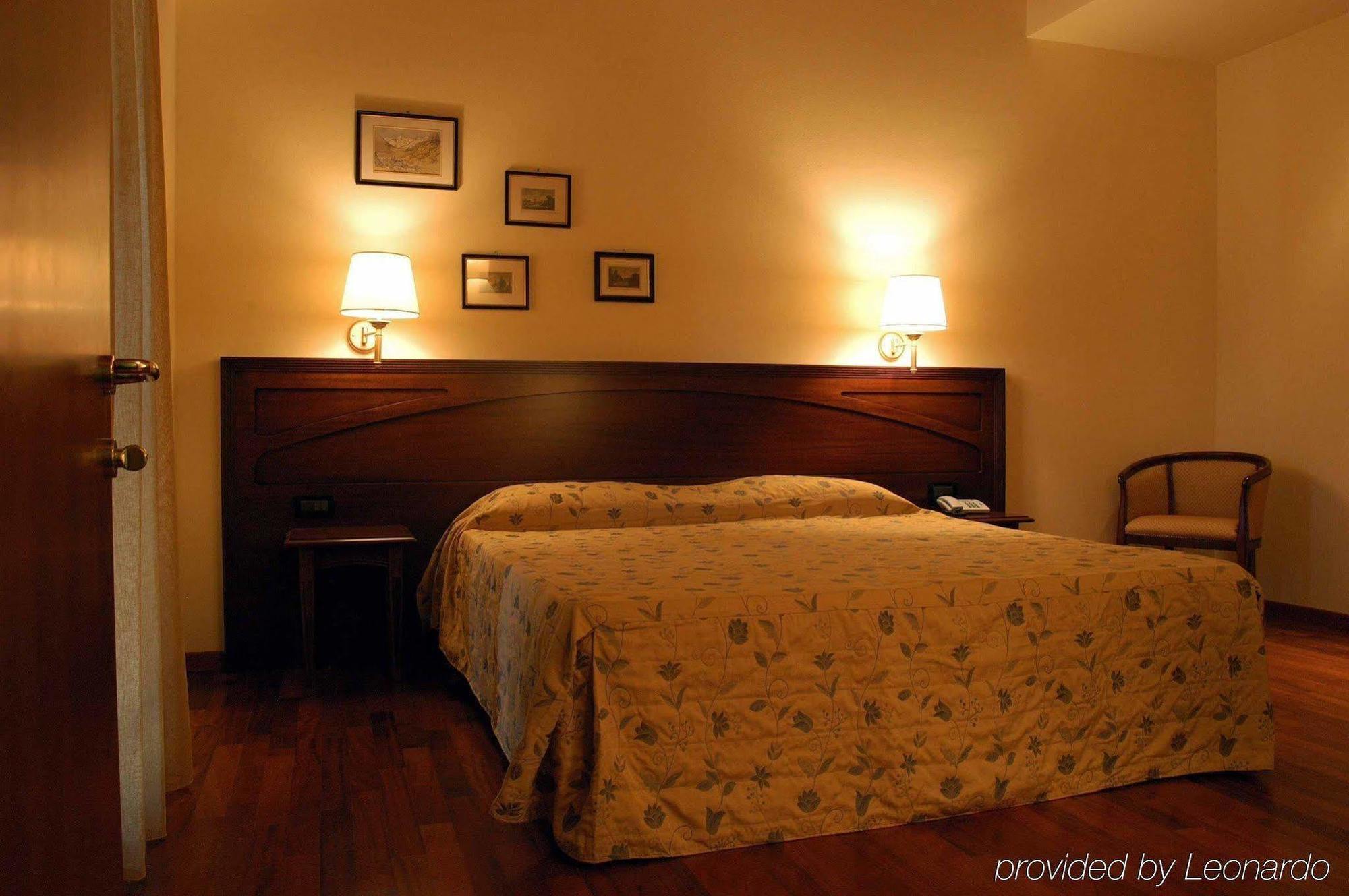 Hotel Conteverde Montecchio Emilia Extérieur photo
